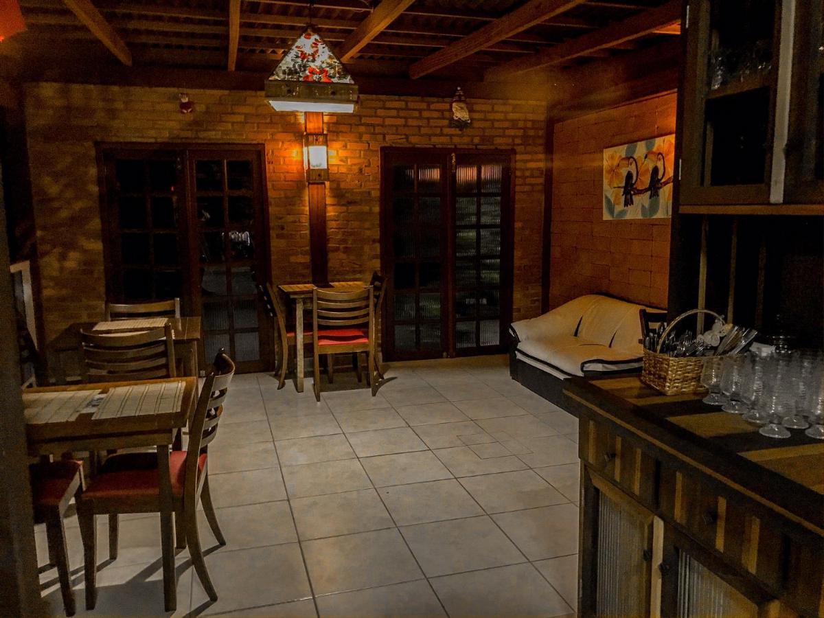 Pousada Vila Portuguesa Bombinhas Exterior photo